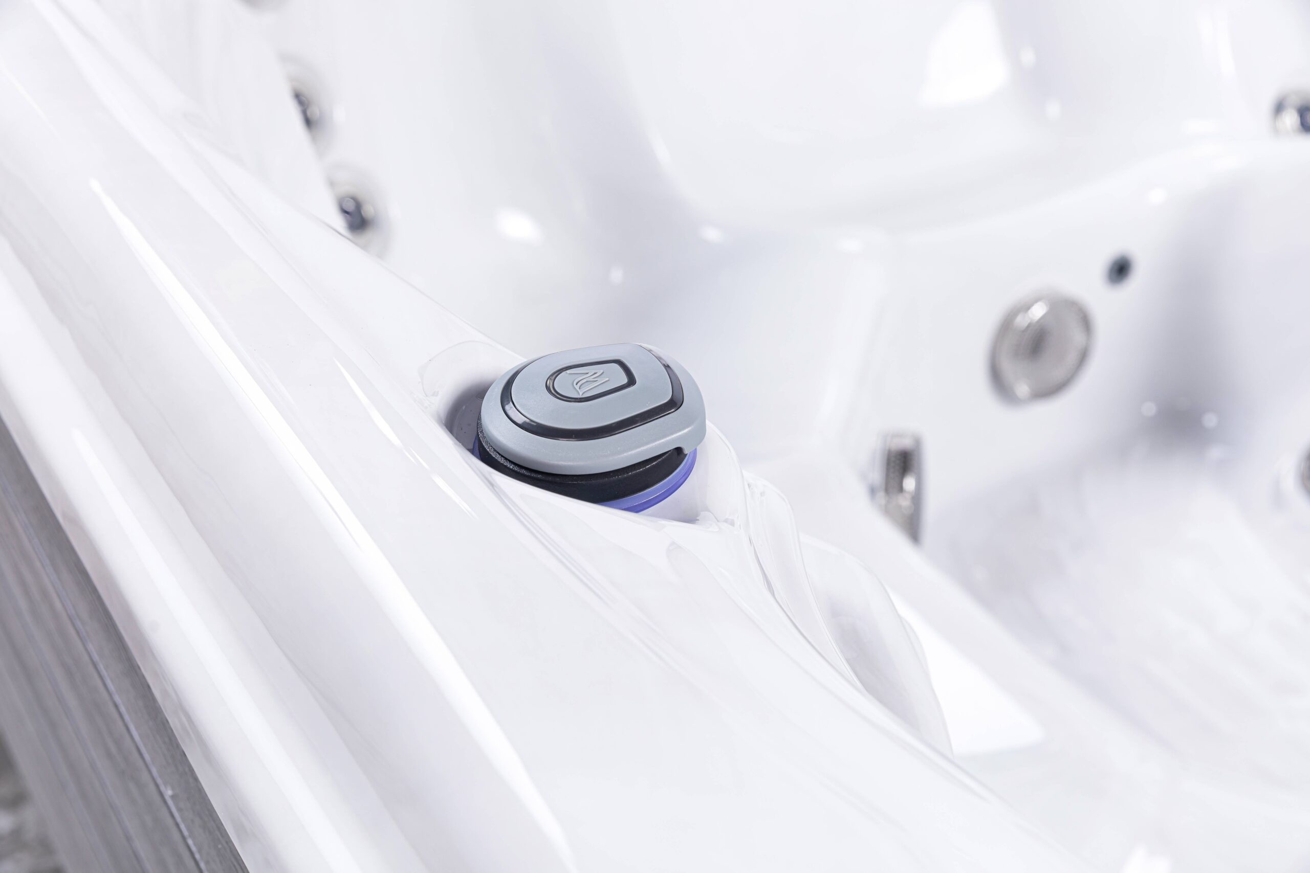 Wellis Lugano Life Whirlpool – Deluxe und Premium Edition mit 52 Massagedüsen – Bild 5