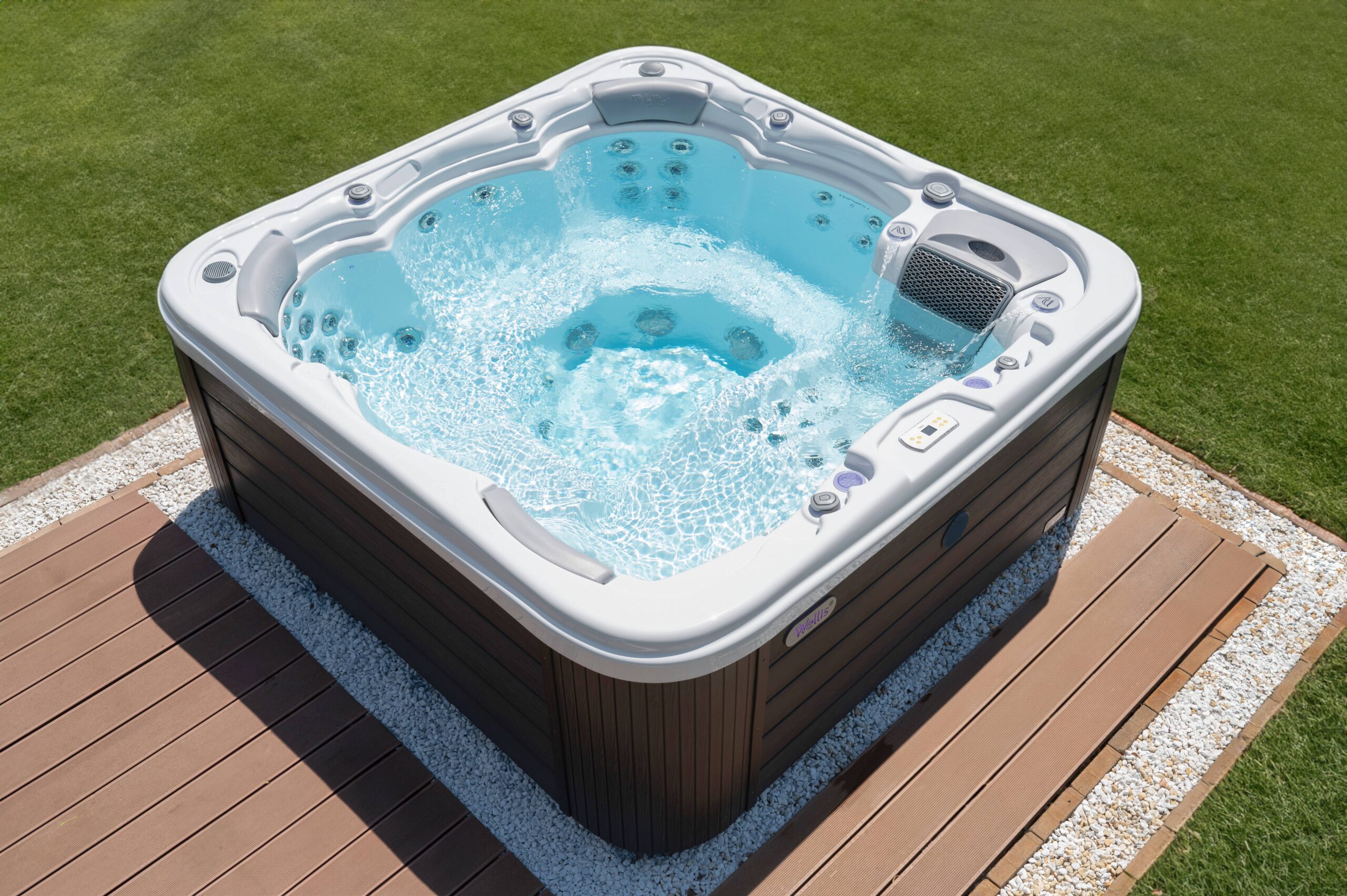 Wellis Lugano Life Whirlpool – Deluxe und Premium Edition mit 52 Massagedüsen – Bild 16