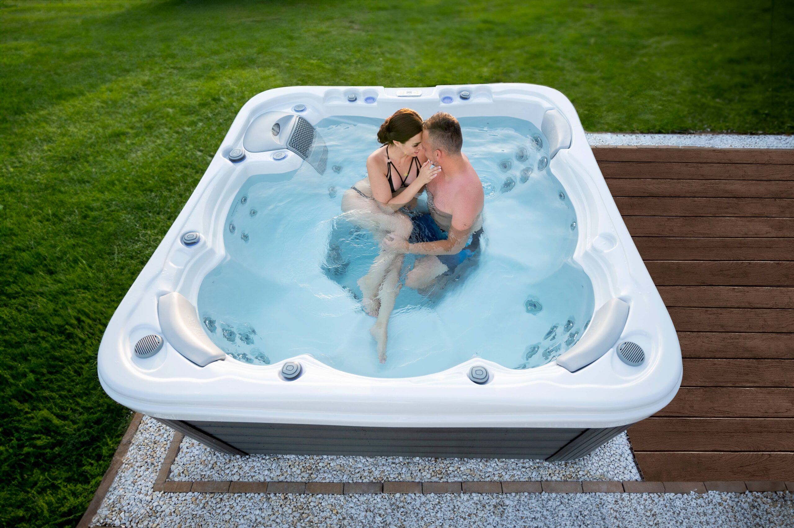 Wellis Lugano Life Whirlpool – Deluxe und Premium Edition mit 52 Massagedüsen – Bild 17