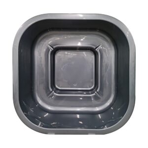 Quadratischer Hot Tub (200 x 200 cm) mit WPC und externem Holzofen – Acrylwanne und 12 Hydrodüsen