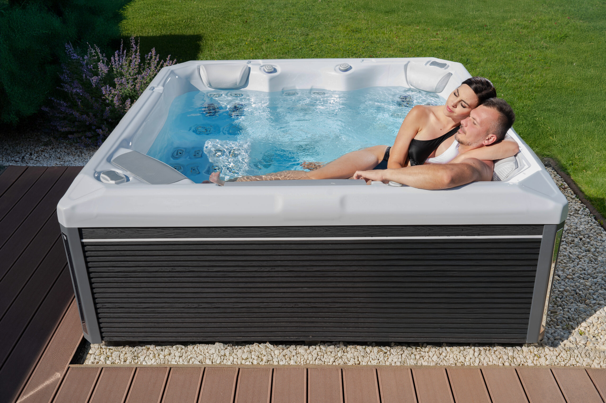 Wellis Makalu Life – Essential, Deluxe und Premium Edition mit 51 Düsen und 4 Infinity Jets – Bild 29