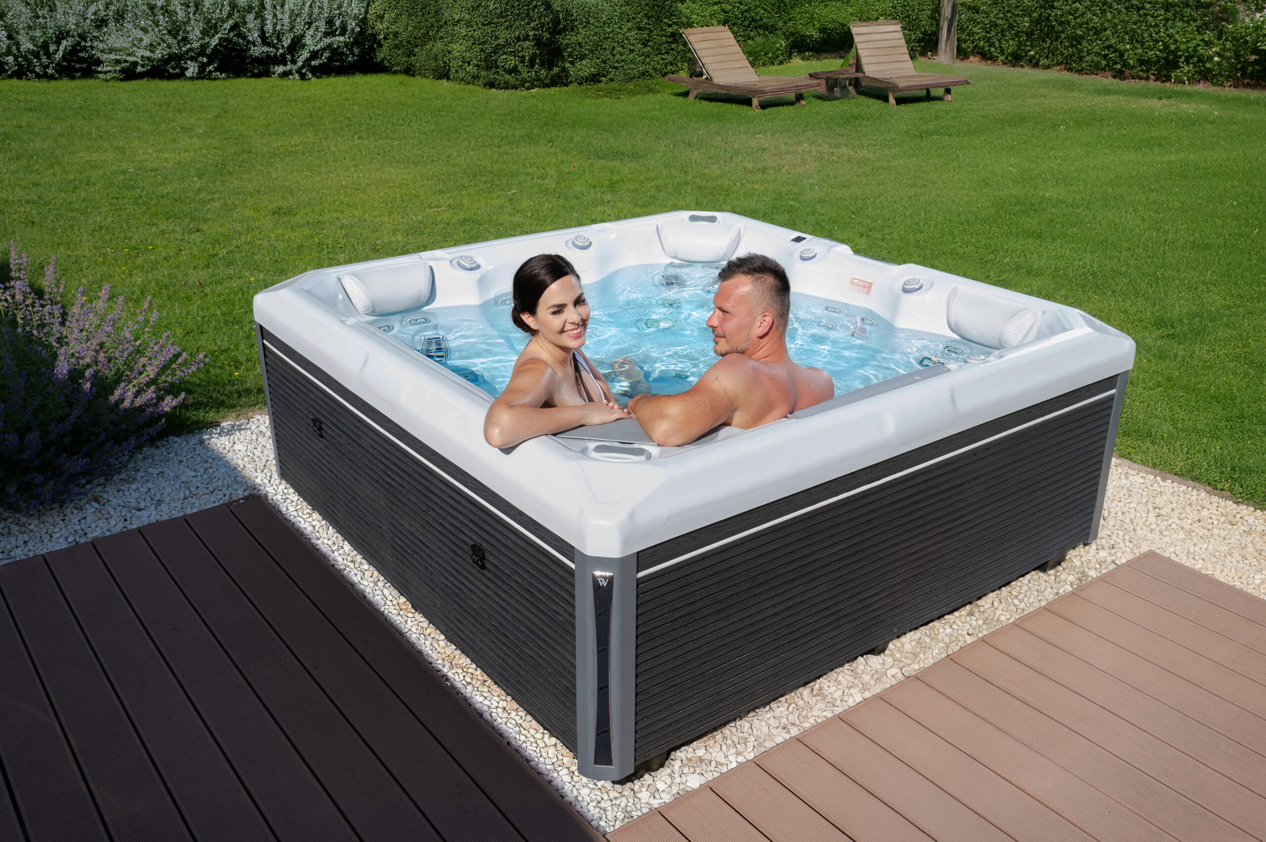 Wellis Makalu Life – Essential, Deluxe und Premium Edition mit 51 Düsen und 4 Infinity Jets – Bild 28