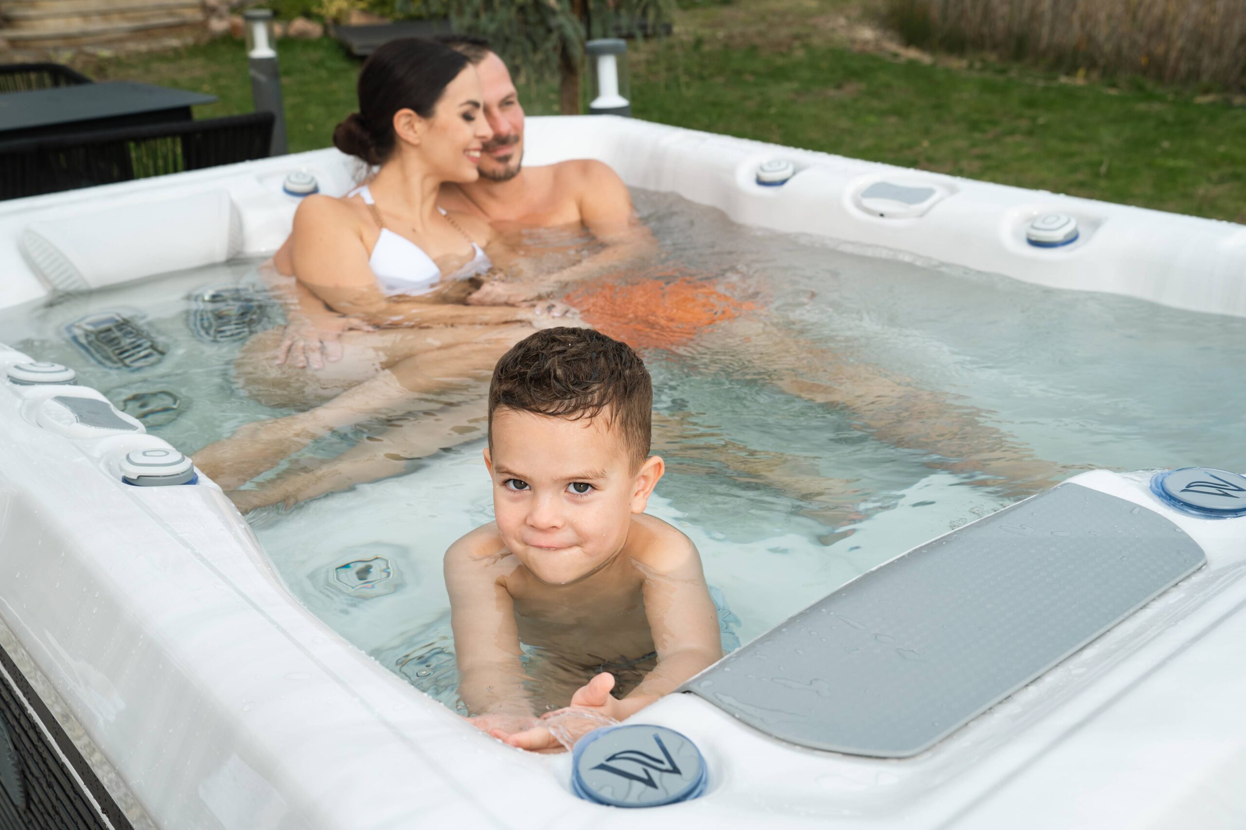 Wellis Teide Life – Deluxe und Premium Edition mit 32 Düsen und 2 Infinity Jets – Bild 23