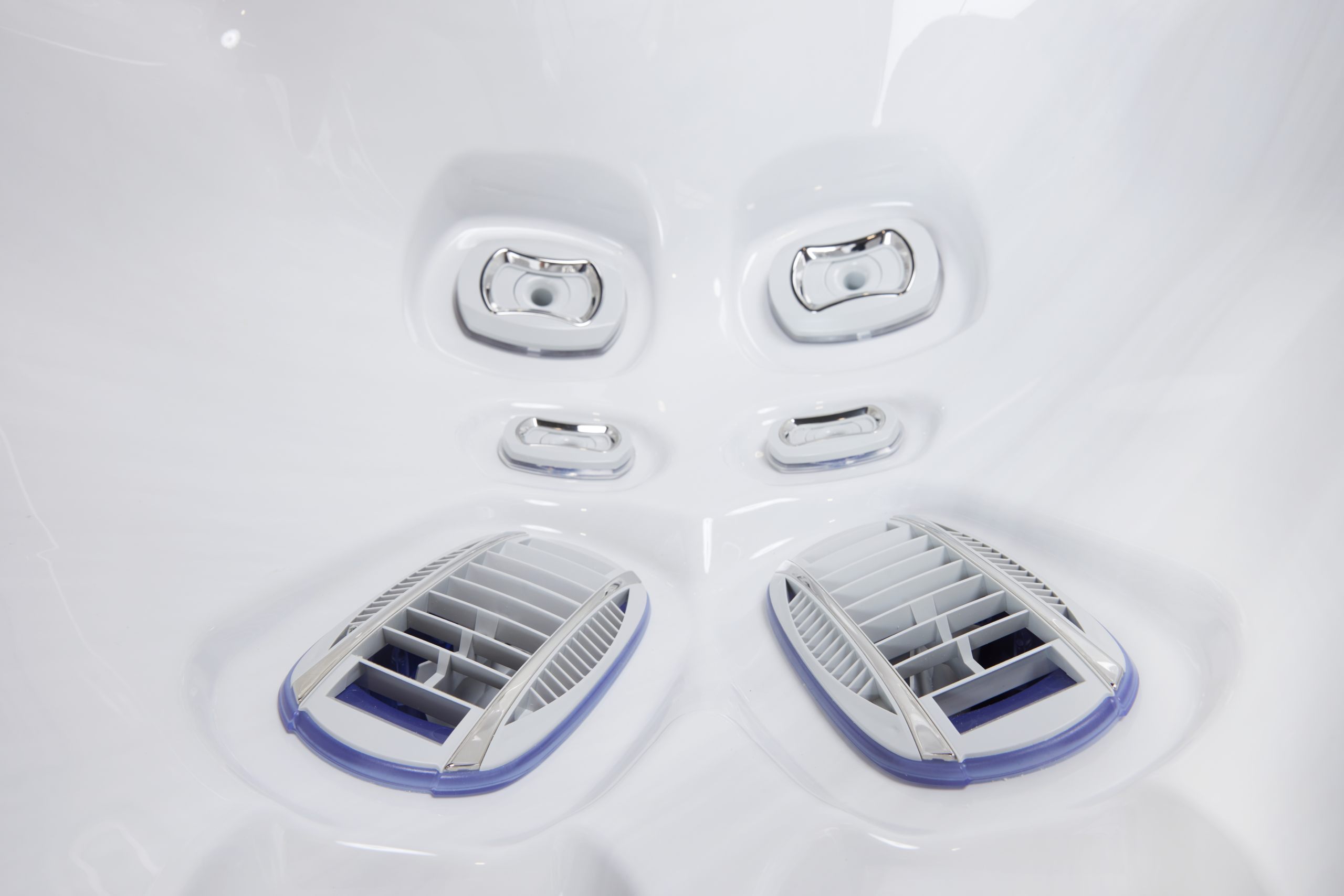 Wellis Makalu Life – Essential, Deluxe und Premium Edition mit 51 Düsen und 4 Infinity Jets – Bild 5